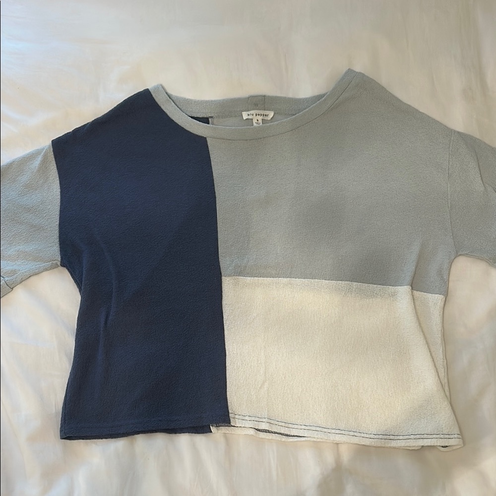Blu Pepper Heather Gray Knit Top